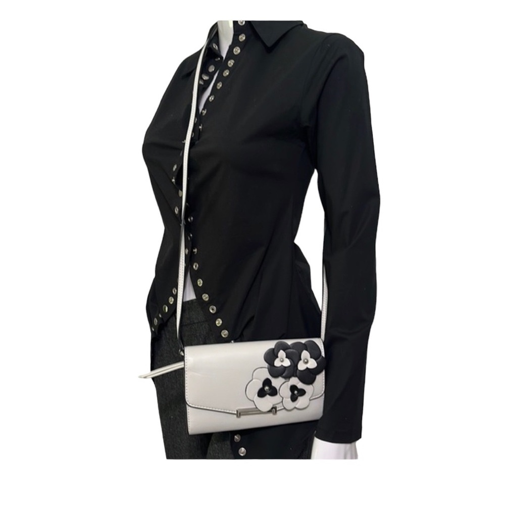 IVANKA TRUMP crossbody, white & black, never used